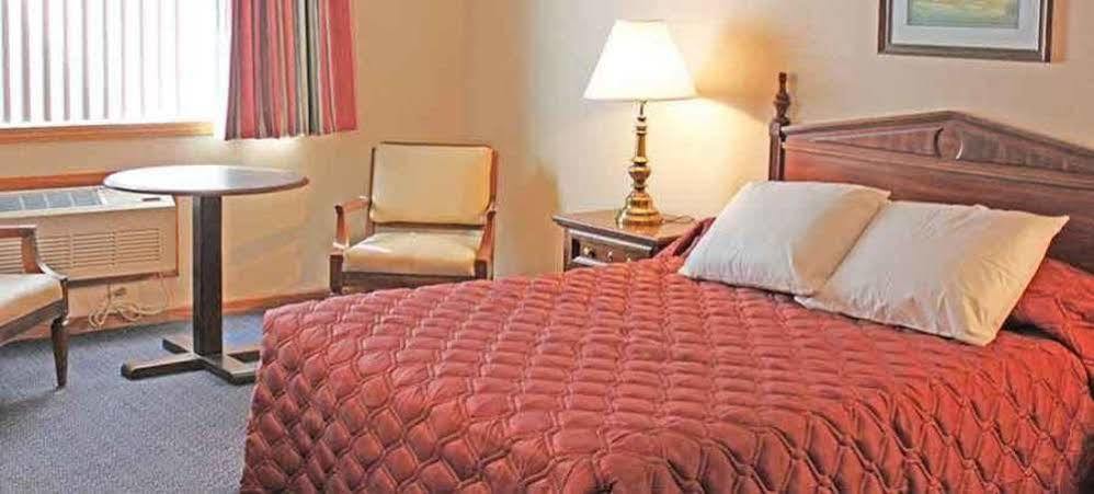 Iron Road Inn Elkins Ngoại thất bức ảnh